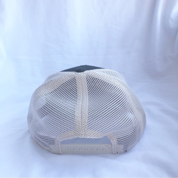 URBAN OUTFITTERS | NWOT BRONCO TRUCKER HAT MULTI-COLORED - Picture 3 of 5